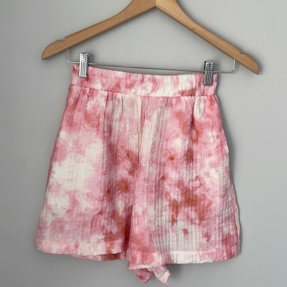 Zara comfy lightweight shorts - Picture 2 of 2